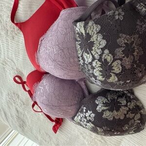 BUNDLE Of 3 Victoria’s Secret Bras 34c Red Lavender Silver Gray